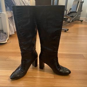 Chinese Laundry Women's Krafty Knee High Boot
Size: US 11 
Style: Black Croco